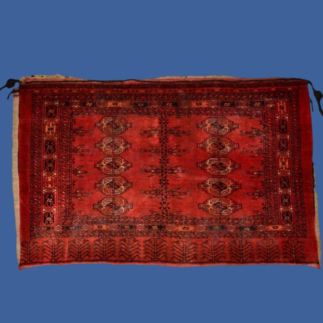 Carpet, Complete Turkmen Chouval, 143 X 185 Cm, Hand-knotted Wool On Wool & Linen, 19th Century 