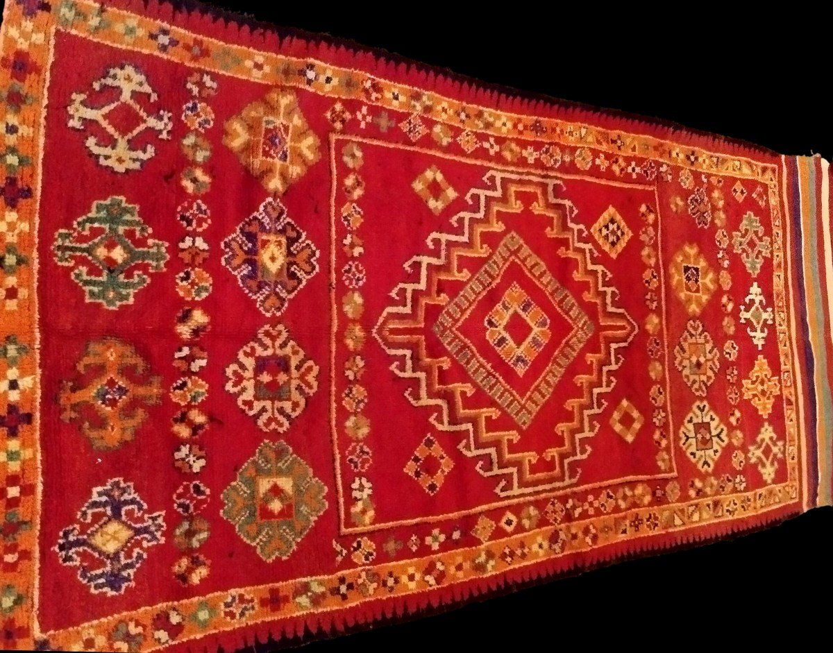 Tapis Oulad Bousbaa De Chennana, 148 cm x 393 cm, laine sur laine nouée main, Maroc avant 1950-photo-2