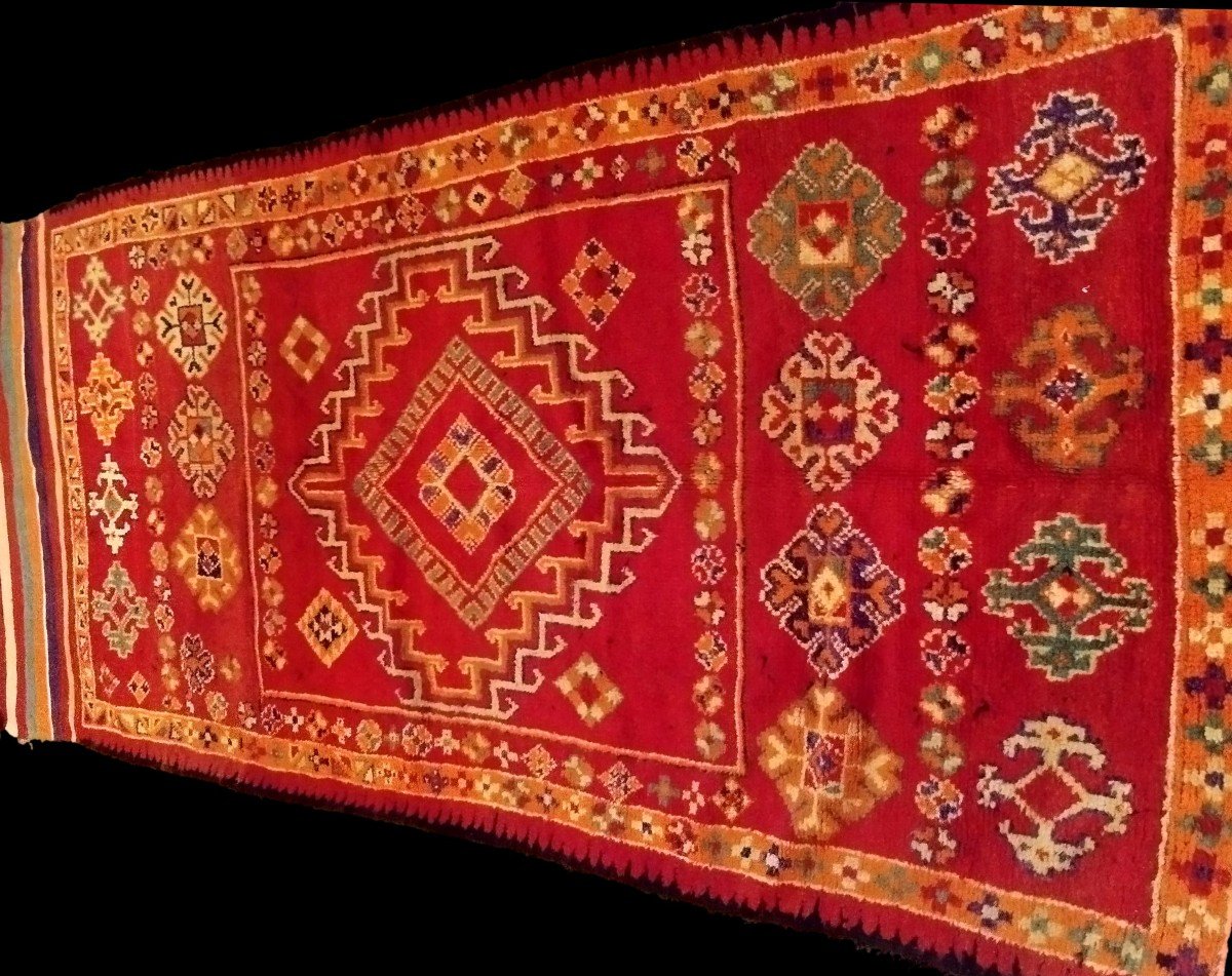 Tapis Oulad Bousbaa De Chennana, 148 cm x 393 cm, laine sur laine nouée main, Maroc avant 1950-photo-4