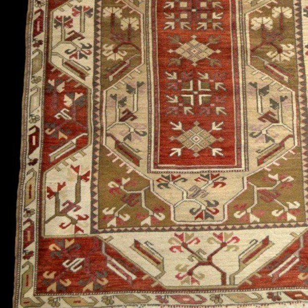 Milas Rug, 124 X 226 Cm, Wool On Wool Hand Knotted Circa 1970-1980 In Türkiye, Perfect Condition-photo-2