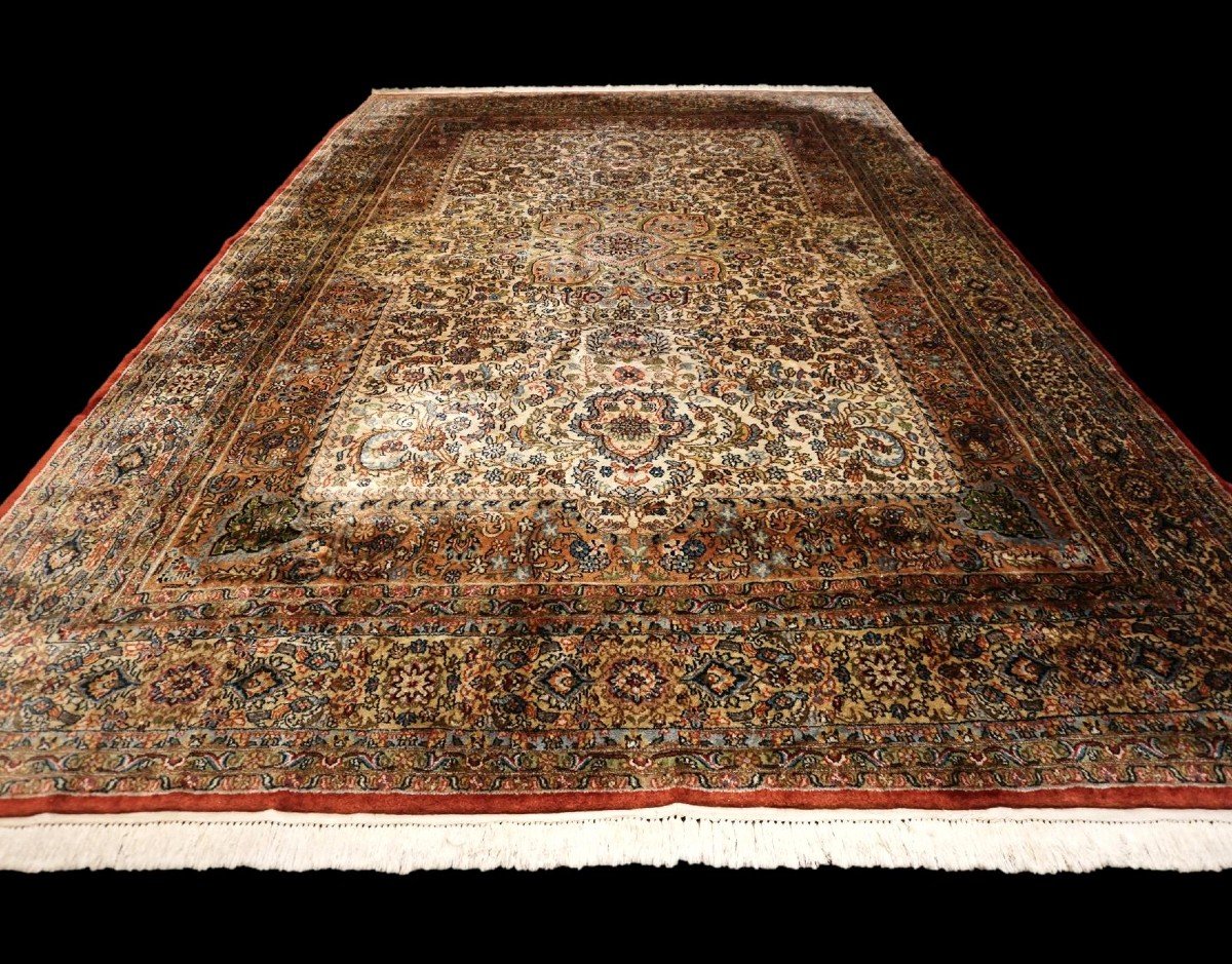 Tabriz Indo-perse, 232 cm x 345 cm, laine nouée main, ajout de soie pour la brillance vers 1980-photo-8