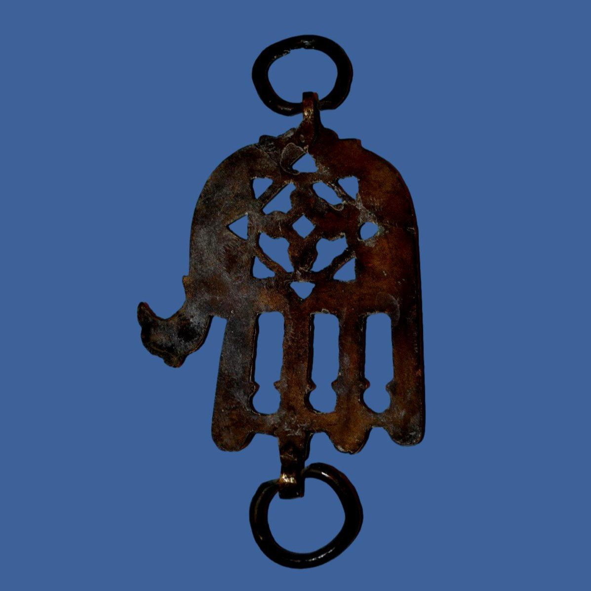 Hamsa, protection mais aussi heurtoir de porte, bronze doré, Fez, Maroc, début du XXème siècle-photo-2