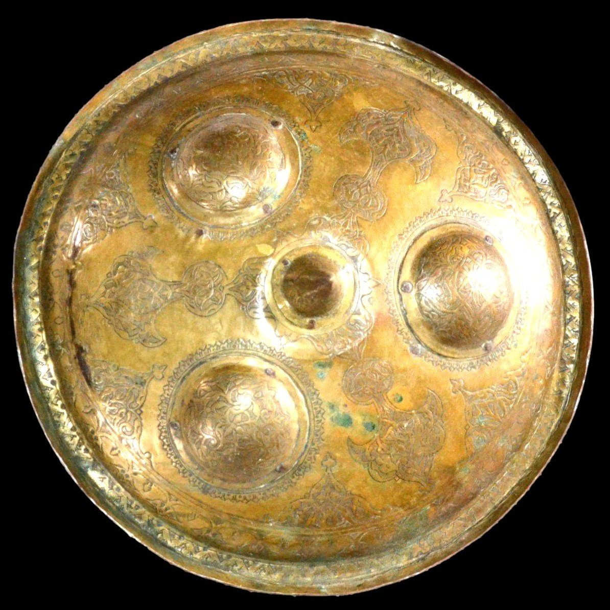 Shield, Indo-persian Rondache Called Dhal, Hand-chiseled Brass, Persian Defensive Art From The 19th Century-photo-4