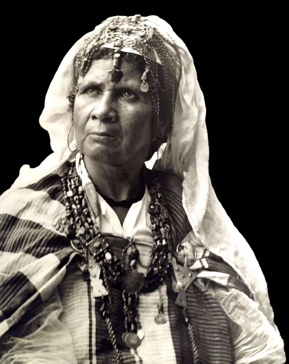 Collier Amazigh, pierres semi-précieuses, perles, pièces, argent bas-titre,  Algèrie 1900 -1920-photo-5