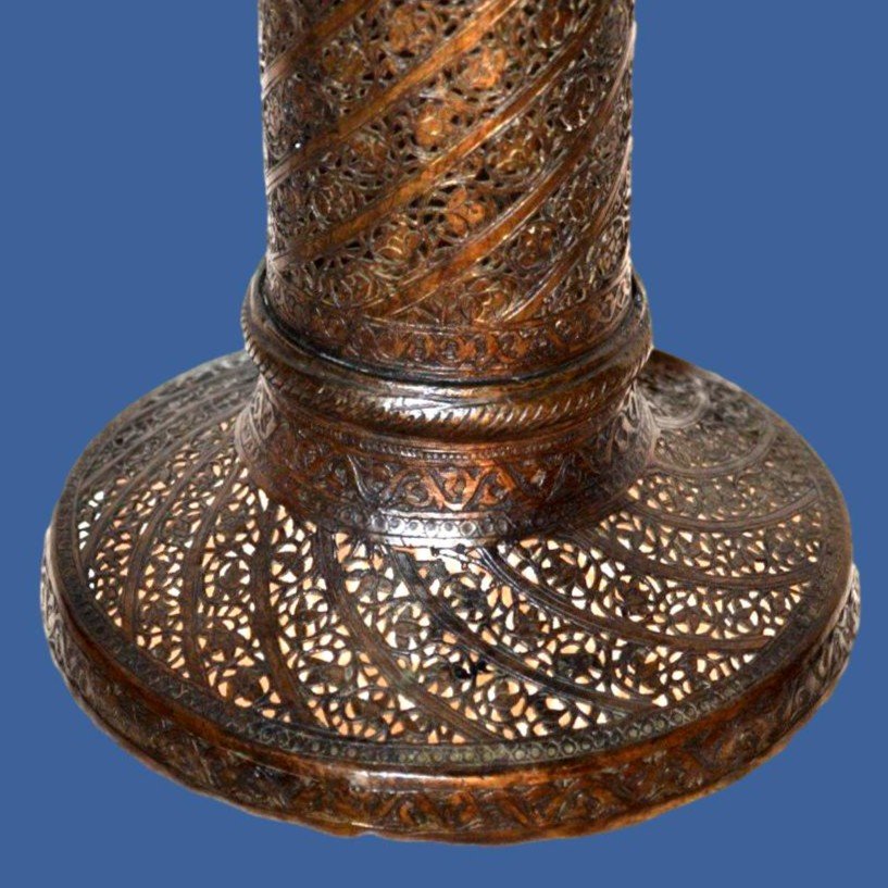 Empire Of Roses, Rare Chamdân, Kadjar Brass Column Torch Pierced With Roses, Iran XIX-photo-4