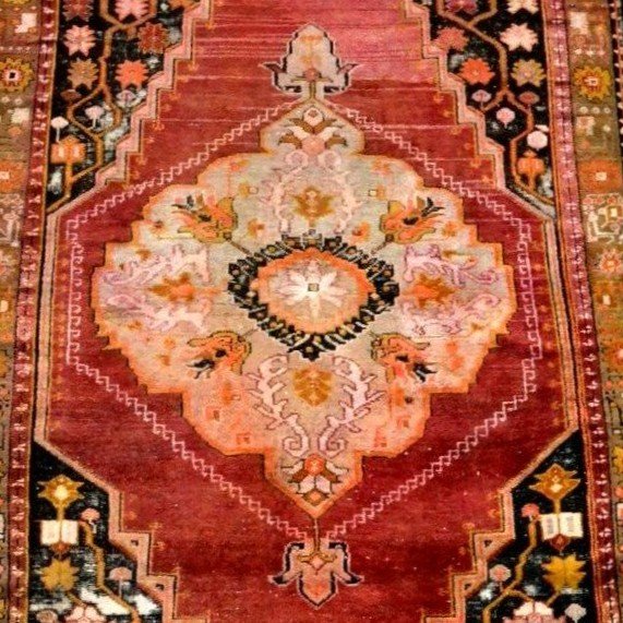 Tapis Dazkiri ancien, 130 x 250 cm, laine sur laine nouées main sous l'Empire Ottoman, XIXème