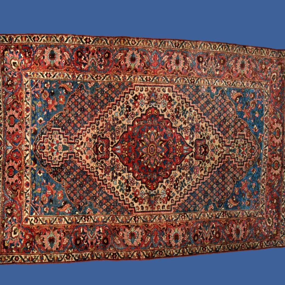 Antique Bakhtiar Carpet, 137 Cm X 203 Cm, Hand-knotted Wool In Persia, Iran, Late 19th Century-photo-2