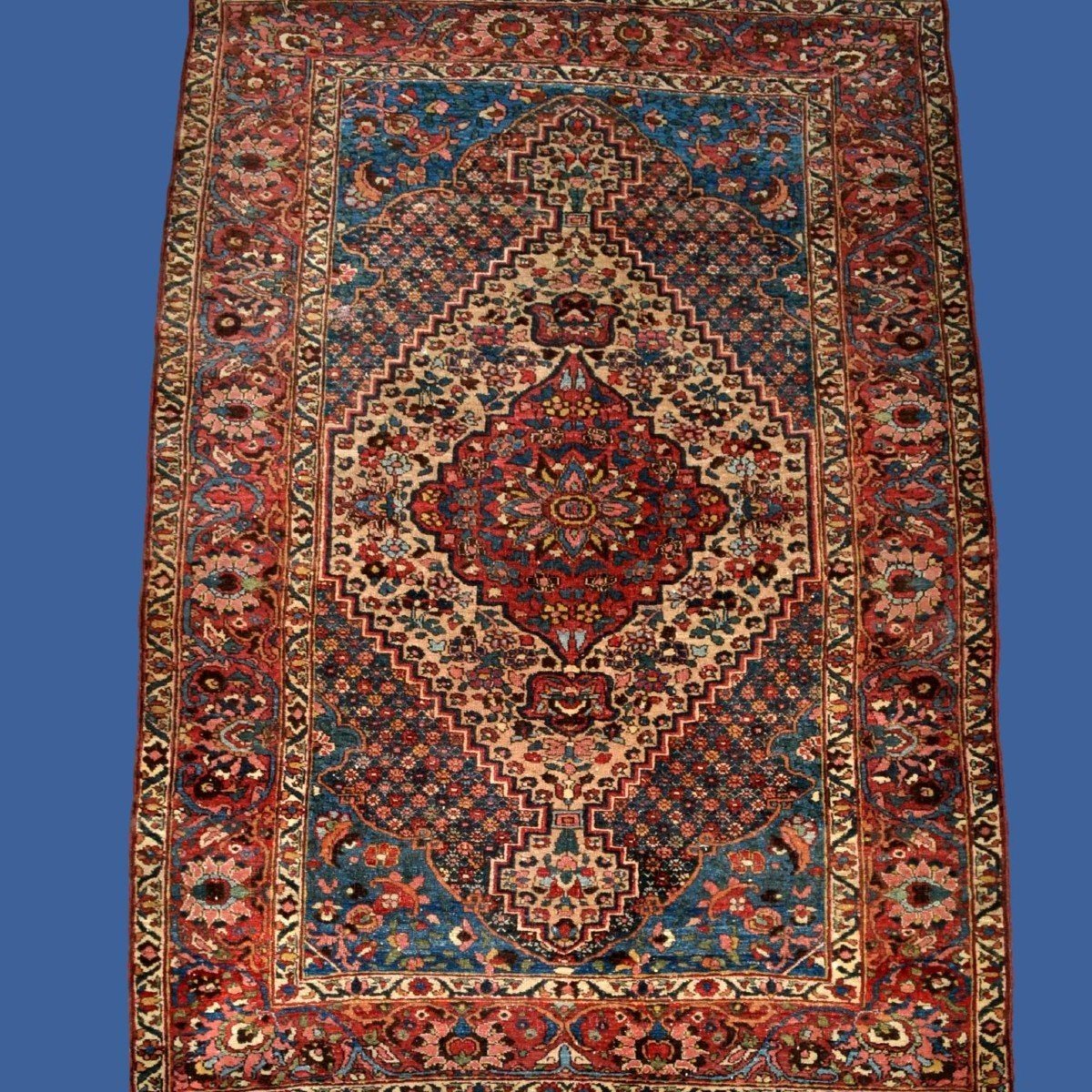 Antique Bakhtiar Carpet, 137 Cm X 203 Cm, Hand-knotted Wool In Persia, Iran, Late 19th Century-photo-3