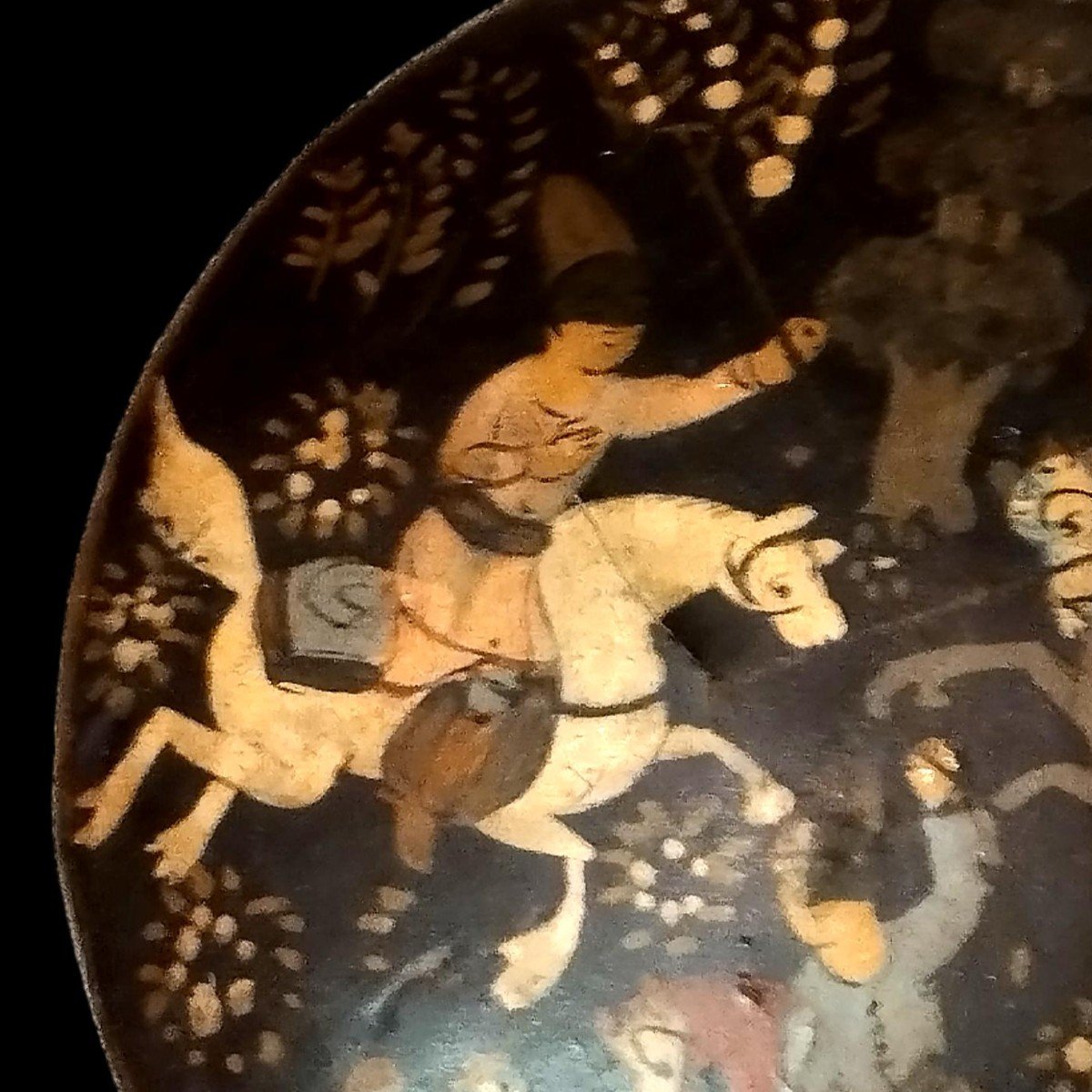 Kadjar Box In Hand-painted Papier-mâché With Polo Players, Iran, 19th Century