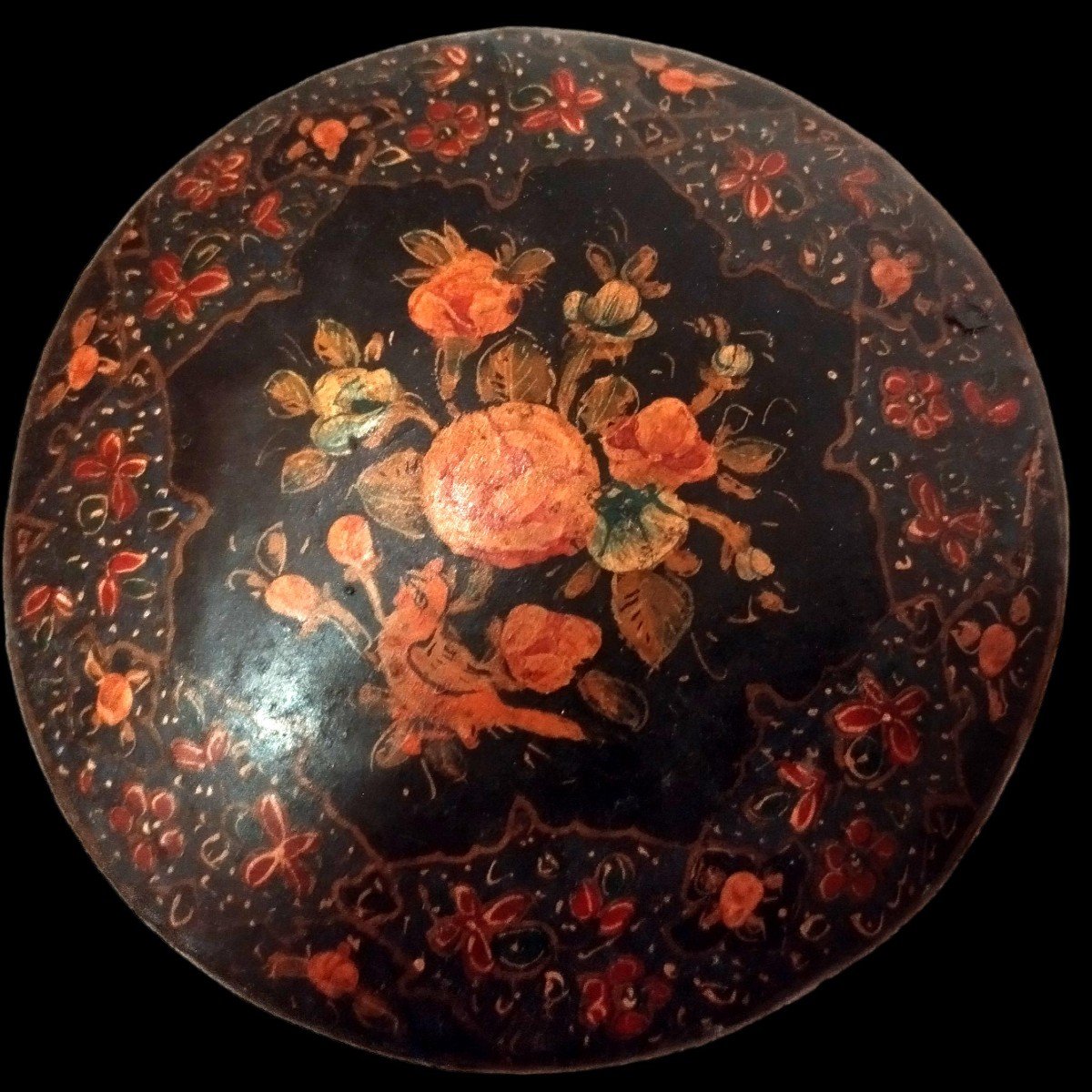 Boite ronde  Kadjar, papier maché peint main, "l'empire des roses" XIXème siècle-photo-2