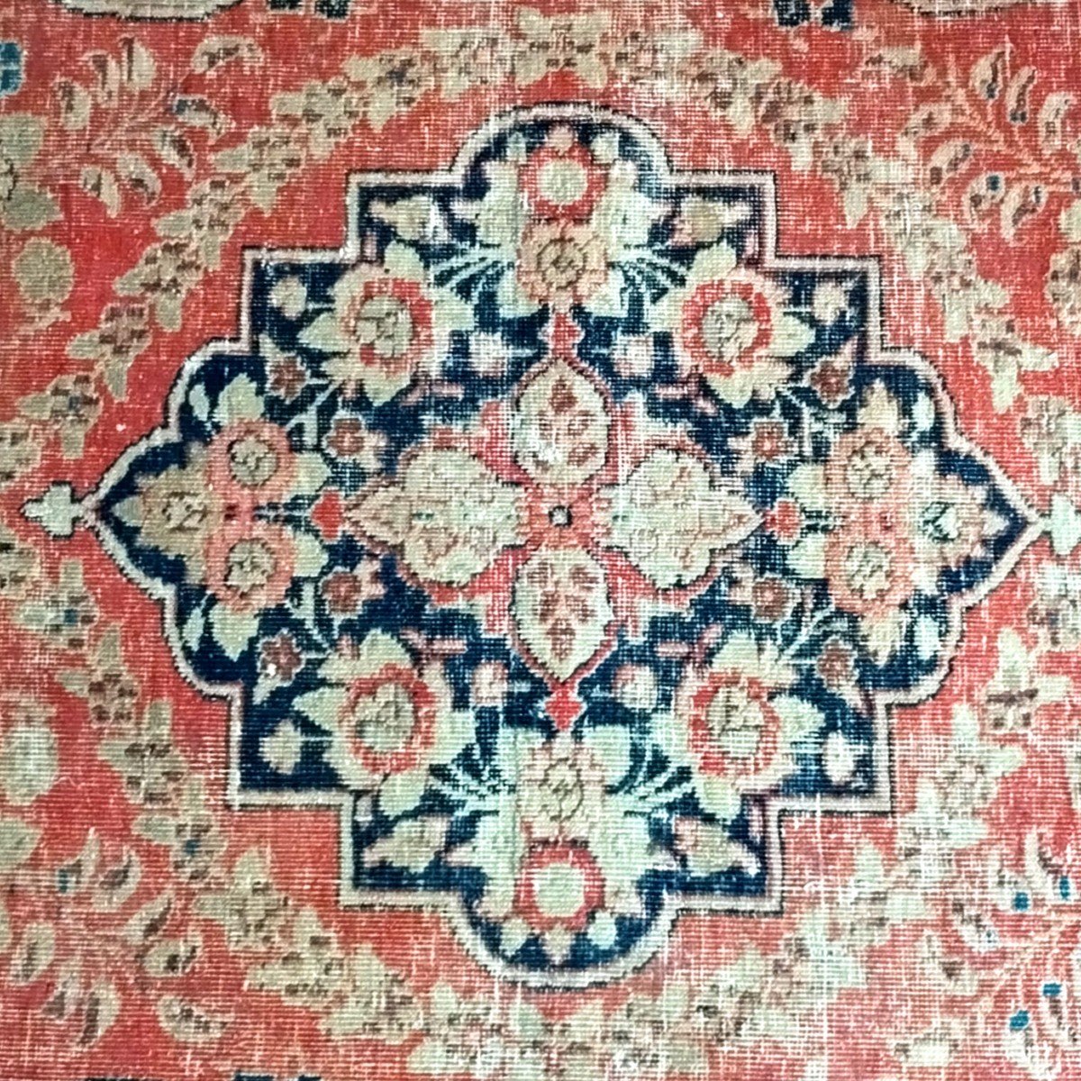 Tapis Tabriz ancien dans son jus, 130 x 185 cm, laine nouée main, roses, Iran, Fin XIX à XXè