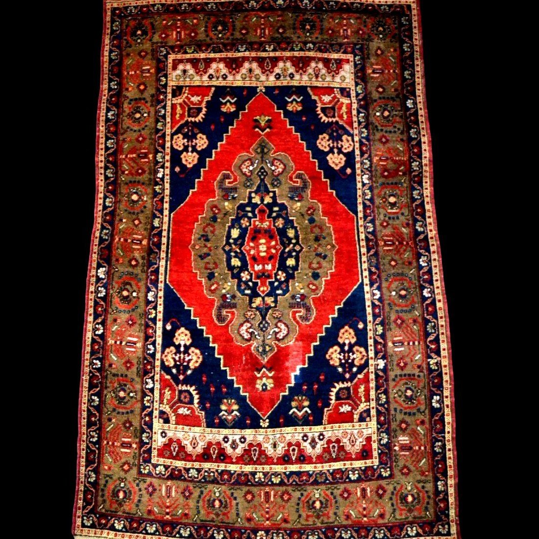 Antique Kutaya Or Kutalaya Rug, 114 X 192 Cm, Wool On Wool, Hand-knotted During The Ottoman Empire-photo-2