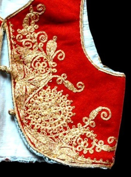 Children's Ceremonial Jacket & Skullcap, Velvet Embroidered With Gold Thread, Silk, Ottoman Empire 19th Century-photo-4