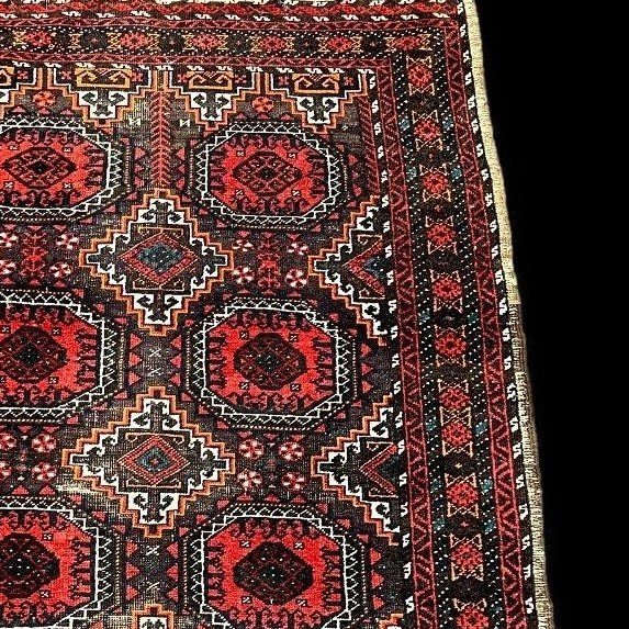 Tapis Baloutche, 95 x 158 cm, laine sur laine nouée main en Afghanistan, milieu du XXème Siècle-photo-3