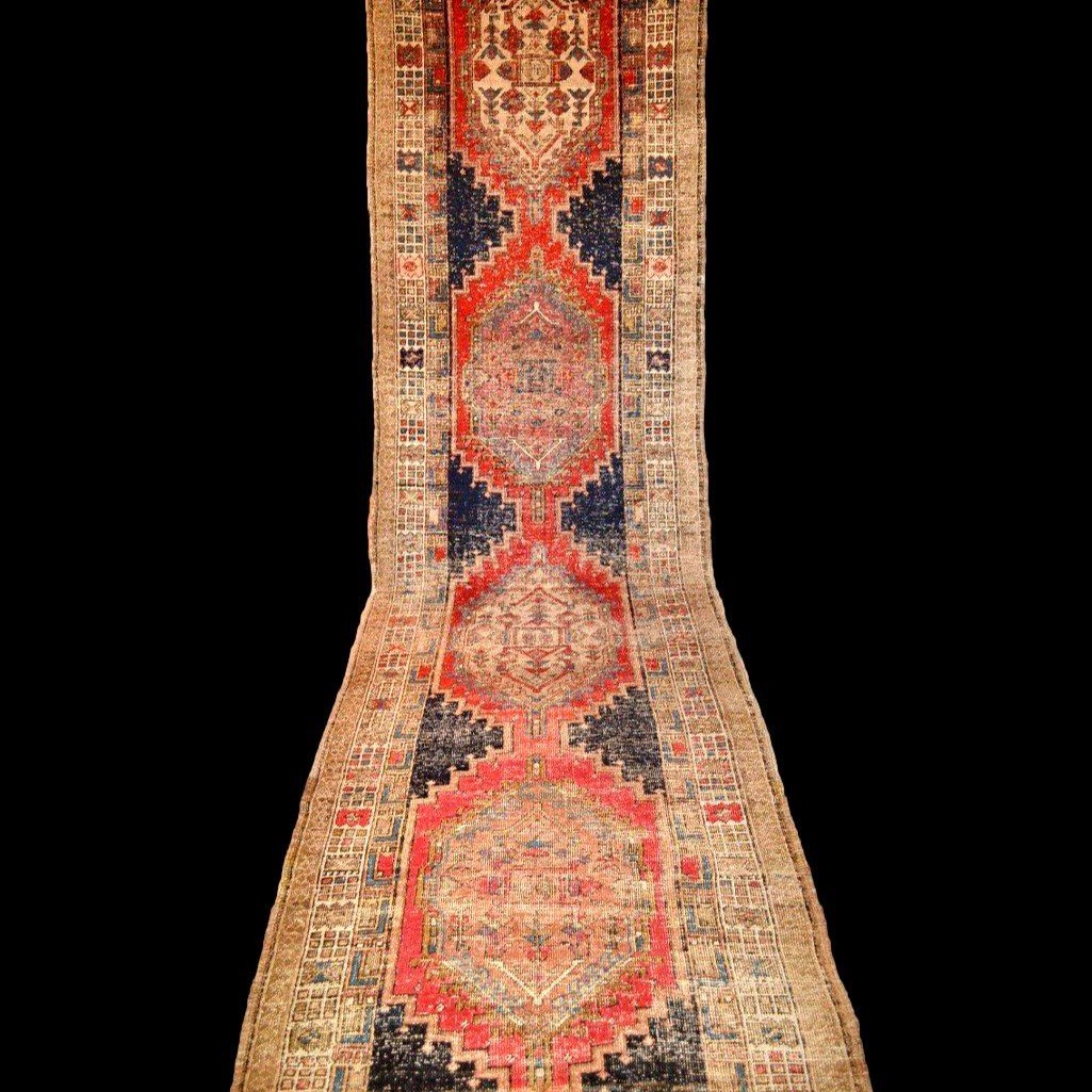 Sarab Gallery Rug Called "loafers" 103 X 455 Cm, Hand-knotted Wool, Iran, Late 19th Early 20th Century-photo-2