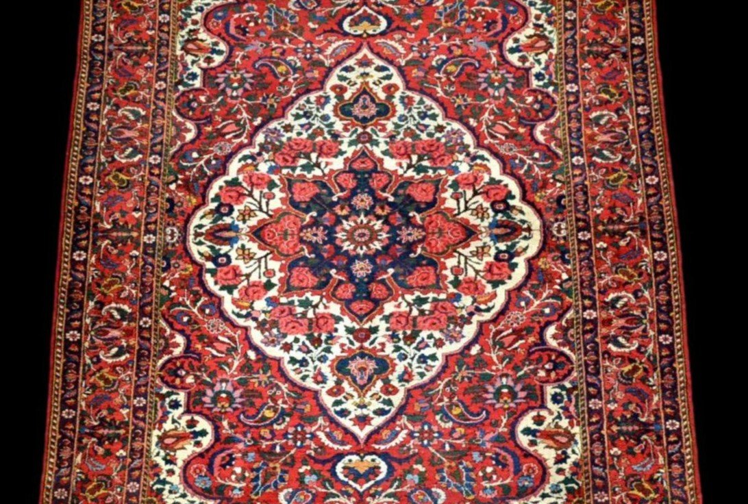 Antique Bakhtiar Rug, 147 X 211 Cm, Hand-knotted Wool In Iran Circa 1920 - 1930, Very Good Condition-photo-3