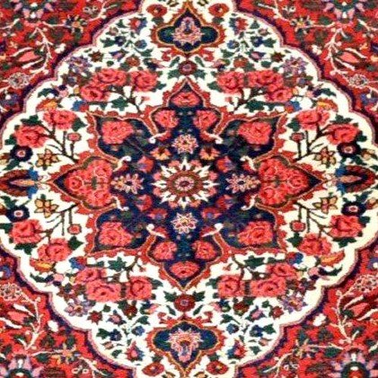 Antique Bakhtiar Rug, 147 X 211 Cm, Hand-knotted Wool In Iran Circa 1920 - 1930, Very Good Condition