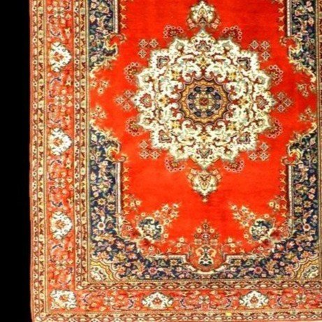 Kayseri Medallion Rug, 170 X 236 Cm, Hand-knotted Wool In Türkiye Circa 1970, In Perfect Condition-photo-3