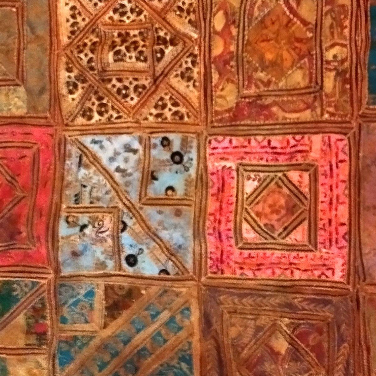 Tenture Indienne ancienne, 193 x 196 cm, Patchwork de tissus, d'époque XIXème, Inde Collection-photo-5