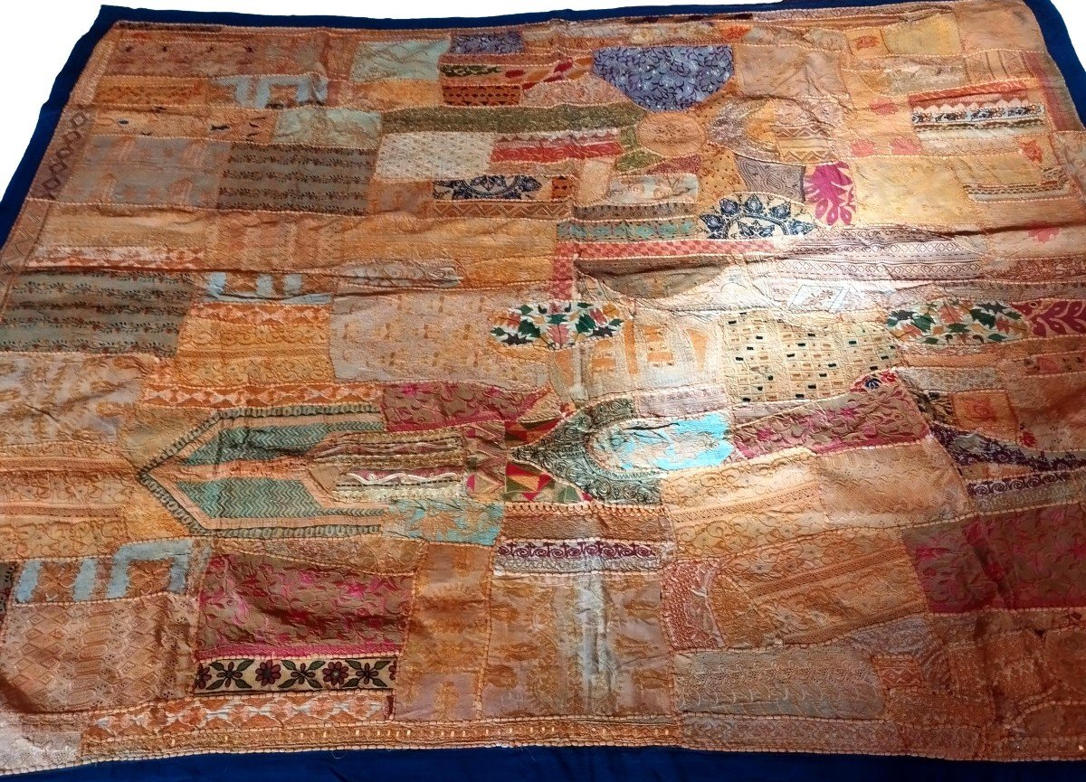 Broderie miroir ou Sheesha ancien, 198 x 241 cm, Gujarat, Inde , 1980, très bon état-photo-3