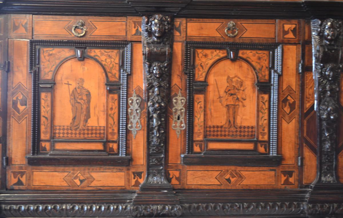 Buffet Inlaid Netherlands, Netherlands XVII Century, Perfect Condition-photo-1