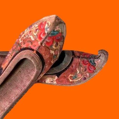 Pair Of Embroidered Linen Shoes, China, XIXth Century-photo-5