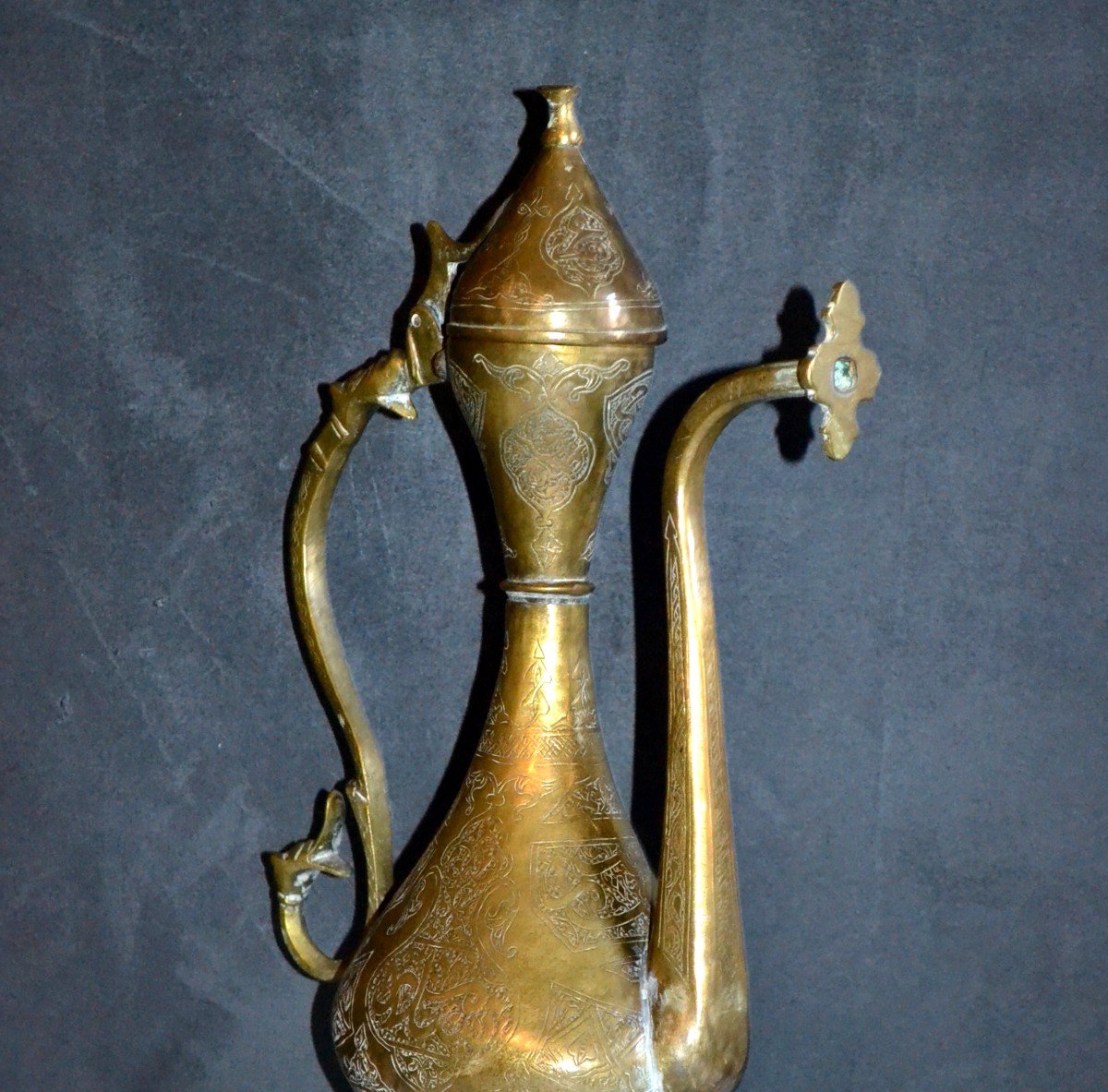 Ewer And Its Basin, Algeria Late 19th Century, Chiseled Yellow Copper-photo-3