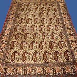 Gouhm Carpet With Botehs, 135 X 210 Cm, Hand-knotted Wool In Iran Circa 1960 - 1970, Very Good Condition