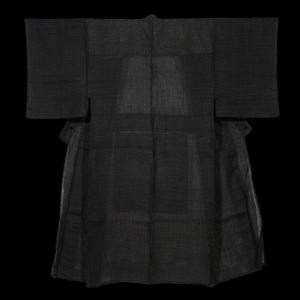 Kimono en chanvre tissé pour homme, originaire du Japon, Ikat, période Showa vers 1950 - 1960