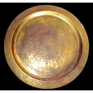 Important Chiseled Tray, Diameter 88 Cm, Copper, Maghreb From The Beginning Of The XXth Century,