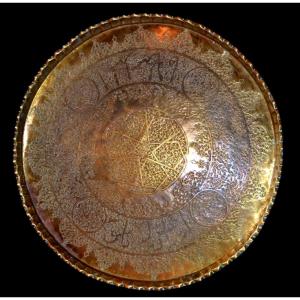 Large Antique Tray, D 49 Cm, In Chiseled Copper, Middle East, Second Half Of The 19th Century
