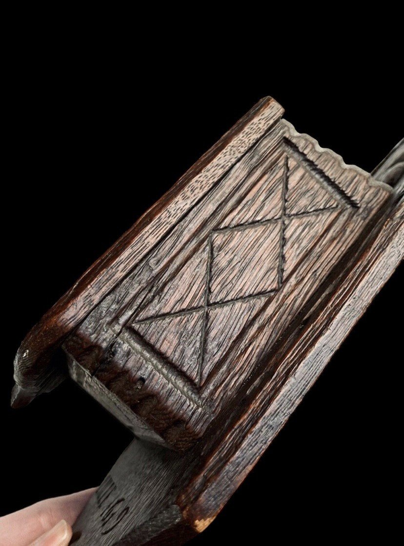 Candlestick Box In Carved Oak In The Roman Renaissance Style Lille 1619-photo-3