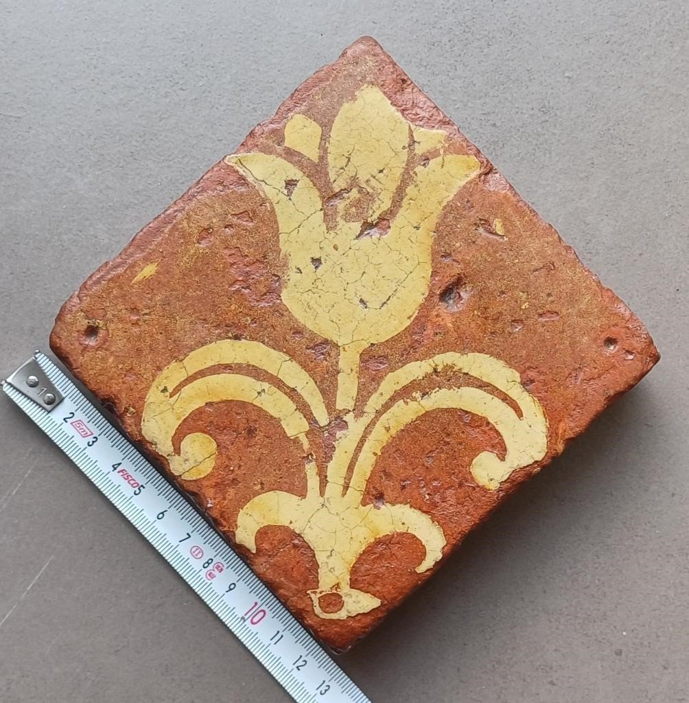 A 'fleur-de-lis' Floortile, 16th Century-photo-2