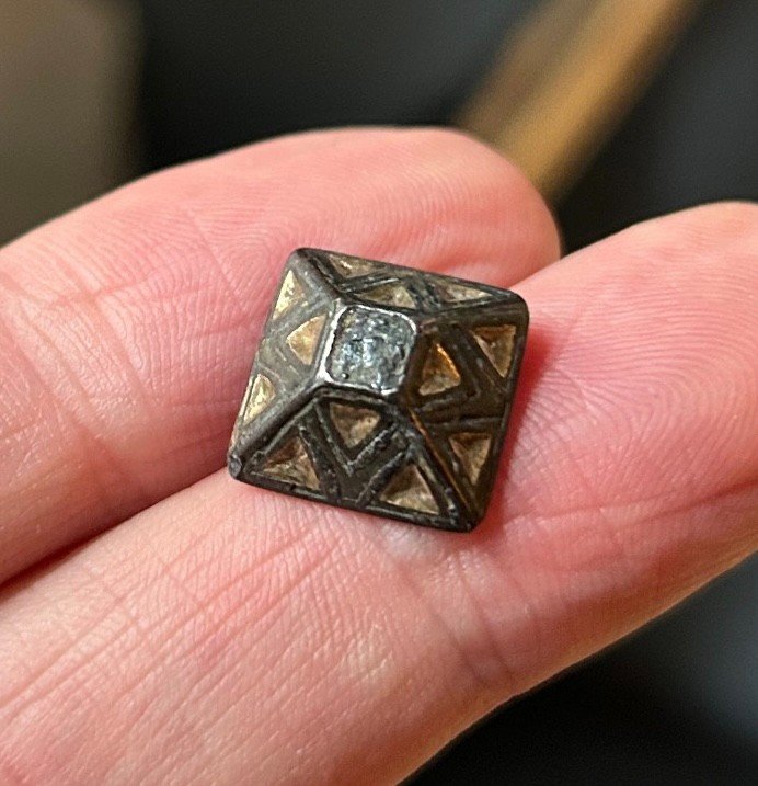 Une Monture D'épée Pyramidale en Argent Doré et Niello, 6ème Siècle Après JC-photo-4