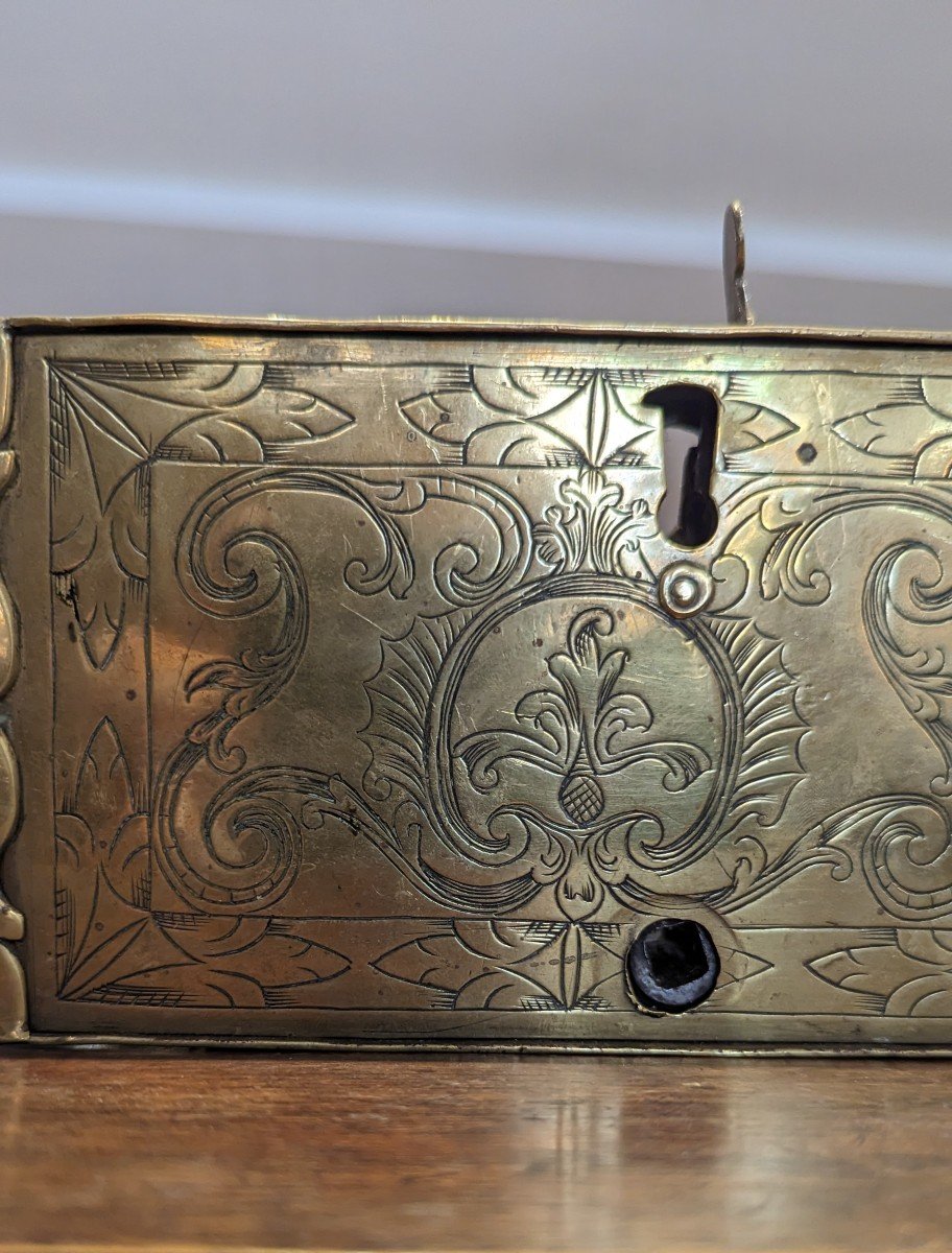 Seventeenth Century Brass Door Lock-photo-3