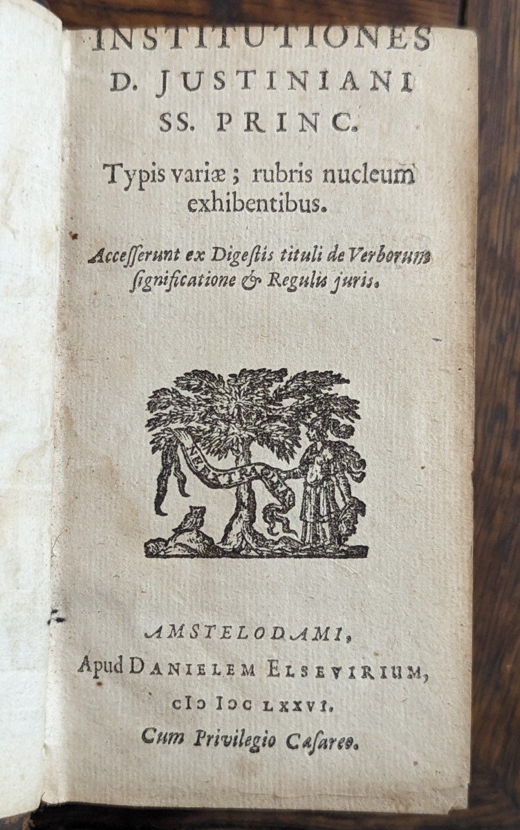 Livre Code Justinien à Amsterdam Chez Elzevir 1676-photo-3