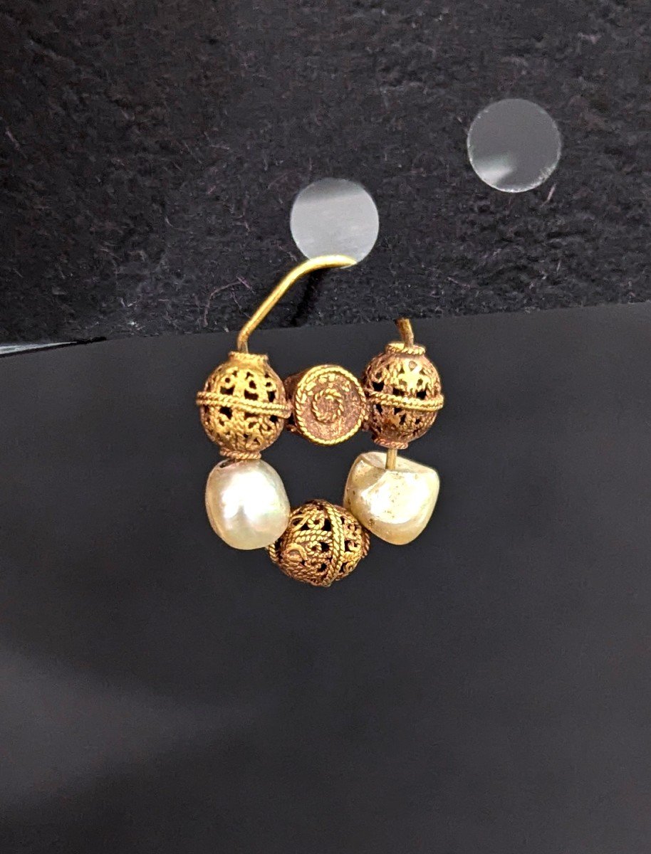 Earring In Gold And Pearls - Parthian Work - Antiquity