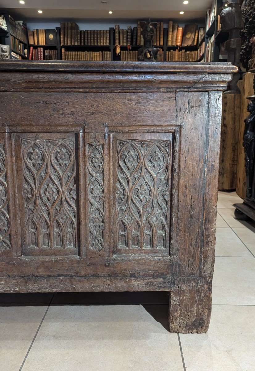 Large Gothic Chest - 15th Century - Decorated On 4 Sides - Middle Ages Furniture-photo-2