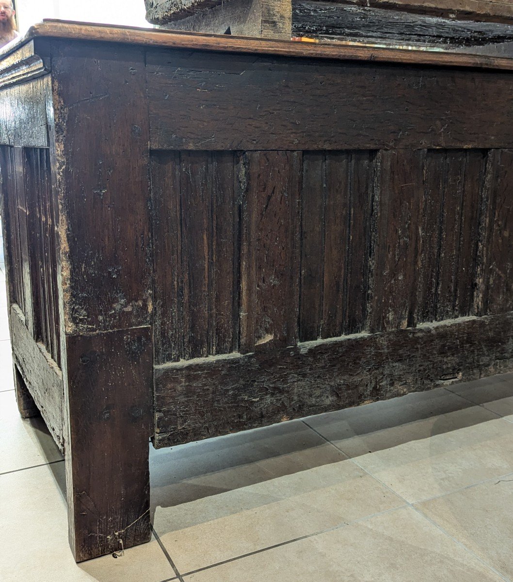 Large Gothic Chest - 15th Century - Decorated On 4 Sides - Middle Ages Furniture-photo-3