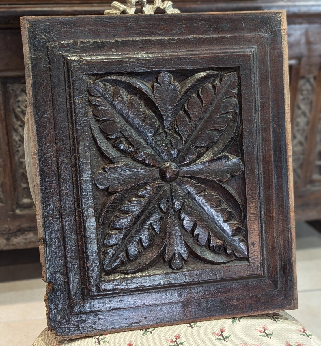 Pair Of Sculpted Panels - Flowers - 17th Century - Early Period 