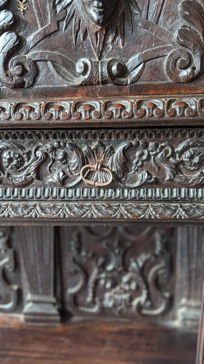 Rare Renaissance Dresser - 16th Century - Museum Furniture -photo-1