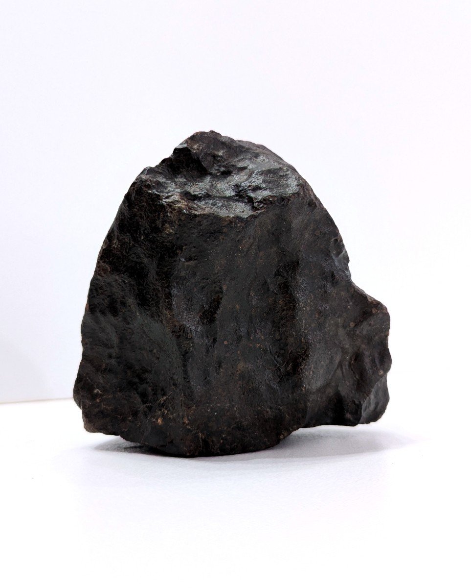 Imposing Chondrite Meteorite - 1,270 Kg - Curiosity -photo-3