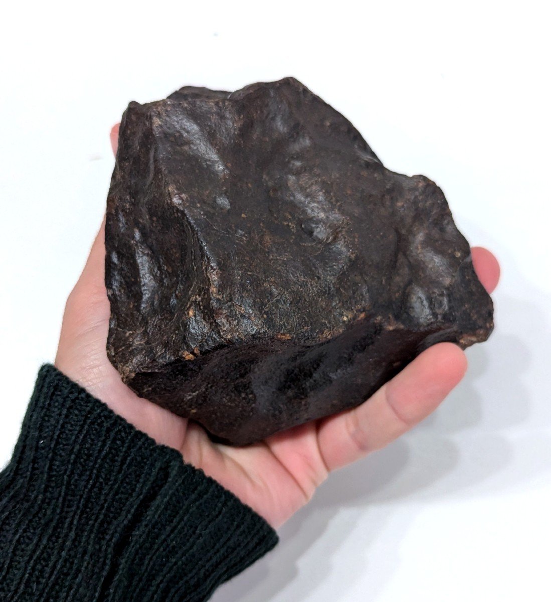 Imposing Chondrite Meteorite - 1,270 Kg - Curiosity -photo-4