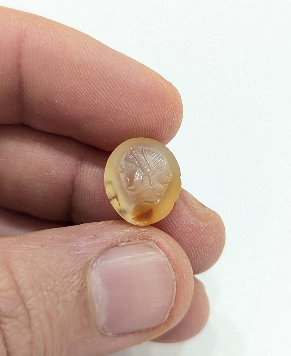 Translucent Carnelian Intaglio – Woman Profile – Roman Period-photo-2