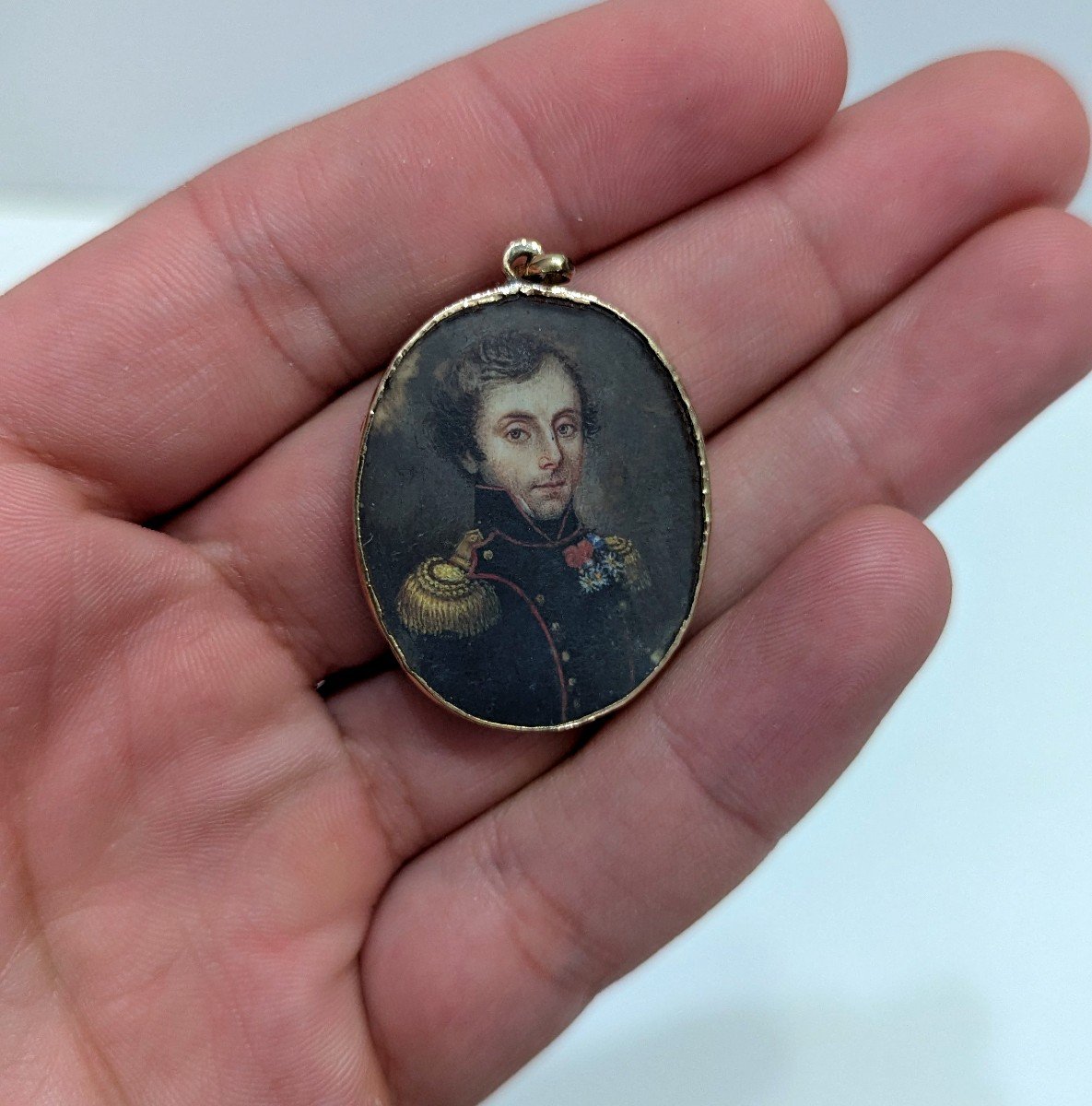 Miniature Portrait Of A Military Man & Hair On The Back - Gold Mount - Restoration Period -photo-2