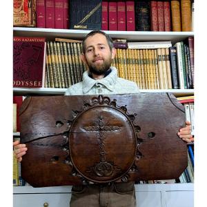 Religious Walnut Panel Transformed Into A Carving Table – Aveyron – 17th - 18th Century