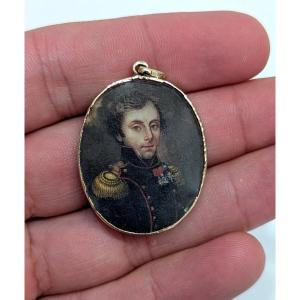 Miniature Portrait De Militaire & Cheveux Au Dos - Monture En Or - époque Restauration 