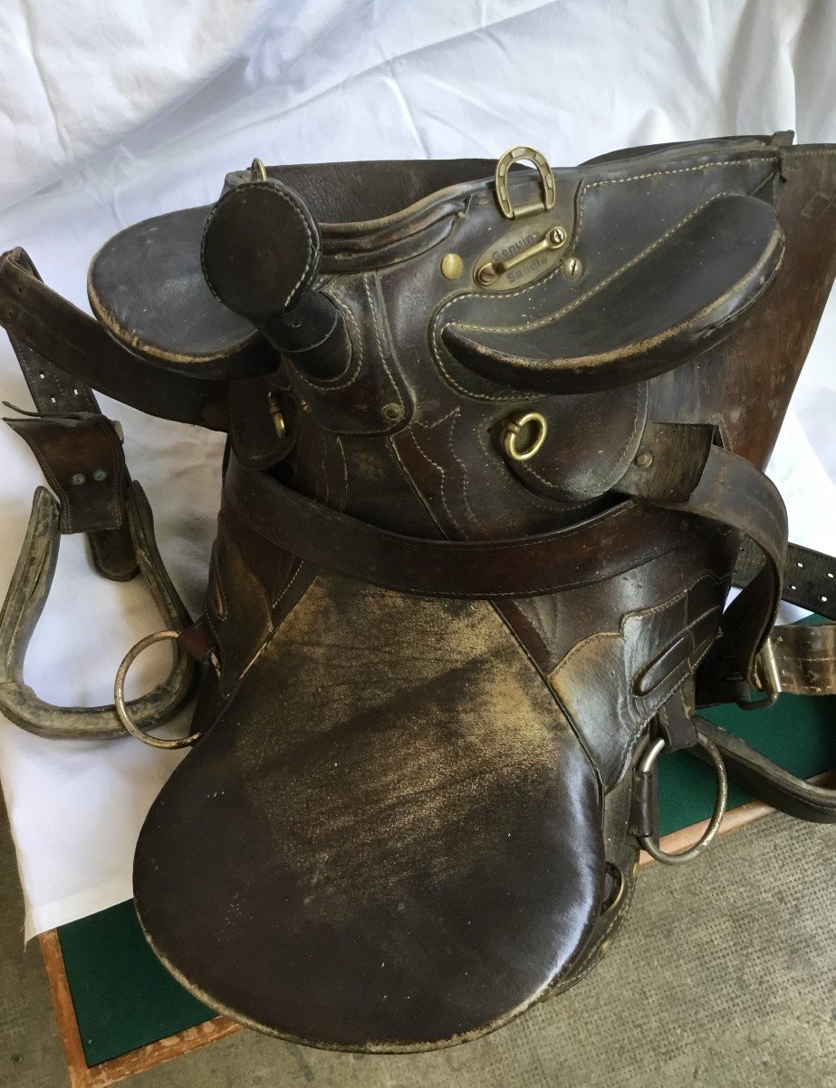 Leather Saddle, Late 19th Century-photo-2