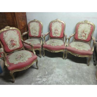 Suite de quatre fauteuils de style Louis XV, XIXe siècle