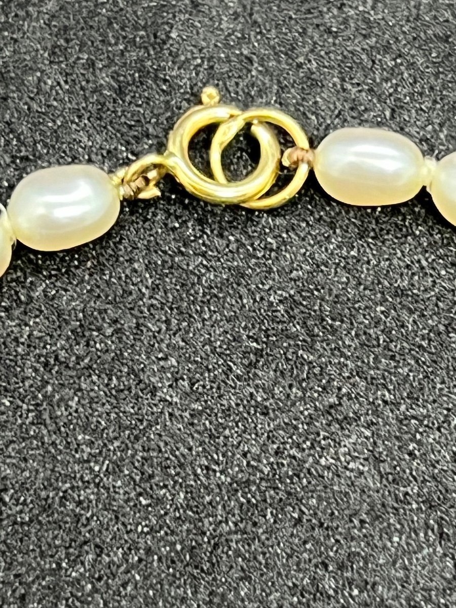 Cultured Pearl Bracelet And 18k Gold Clasp-photo-2